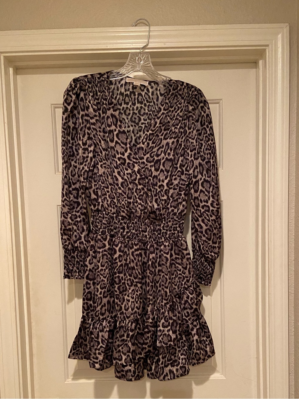 NWT Michael Kors Women’s Long Sleeve Tiered Ruffle Dress Sz Petite Small.